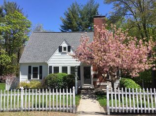 84 Central St, Georgetown, MA 01833