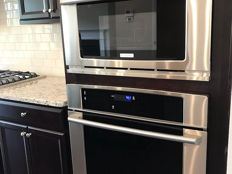 630 Sunset Park Dr — Photo 4