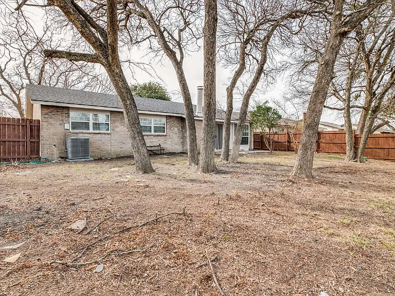 614 Brian Dr — Photo 22