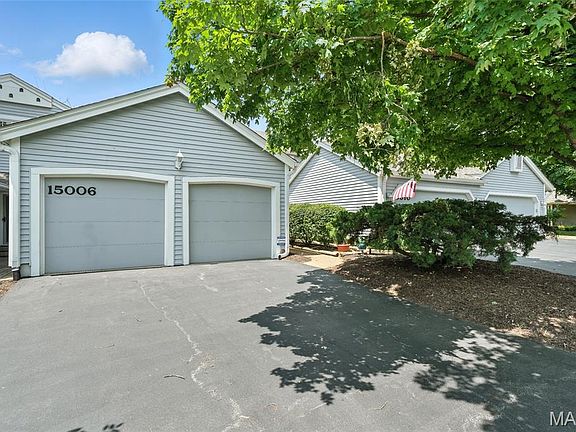 4th image of 15006 Manor Lake Dr