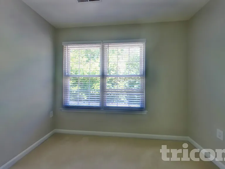 9603 Woodyard Cir — Photo 8