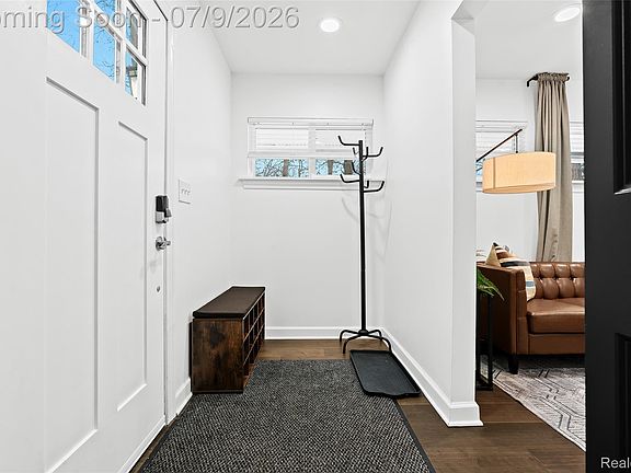 3rd image of 2566 Harrington Rd