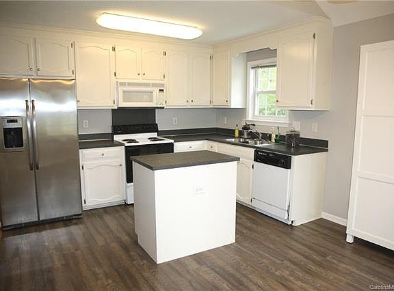 5th image of 108 Antelope Dr