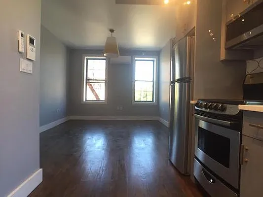 Rented by Evergreen Apartments BK | media 15