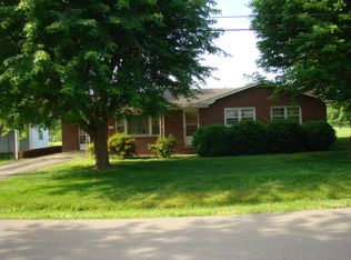 420 Grace Ave, Baxter, TN 38544