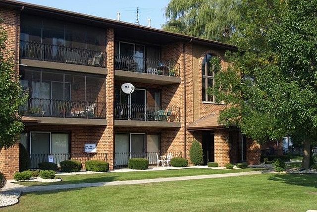 1st image of 8208 Cobblestone Dr #5-1B