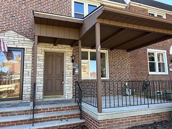 Front covered porch