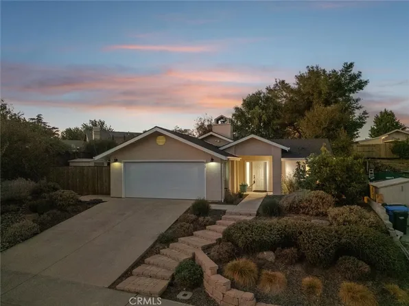 829 Crazy Horse Dr, Paso Robles, CA 93446