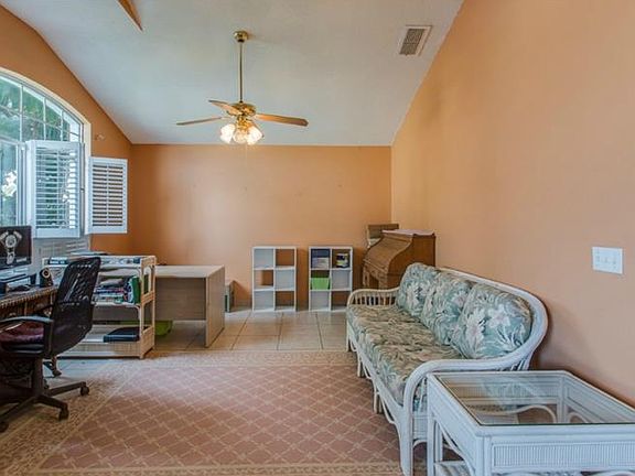 4th image of 2770 Smithfield Dr
