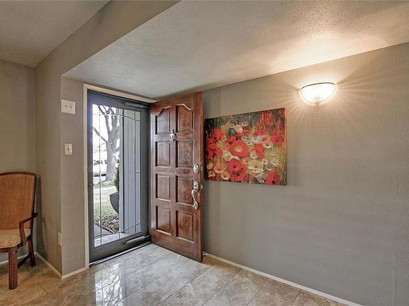 4th image of 2730 Teakwood Dr