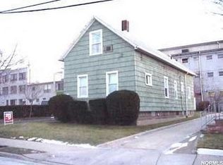 7004 Grant Ave, Cleveland, OH 44105