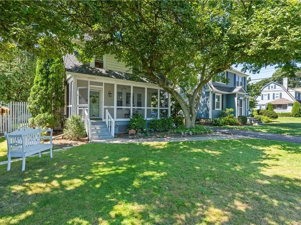 162 Longview Avenue, White Plains, NY 10605
