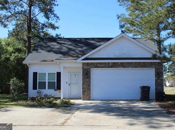 207 Greylock Dr, Perry, GA 31069