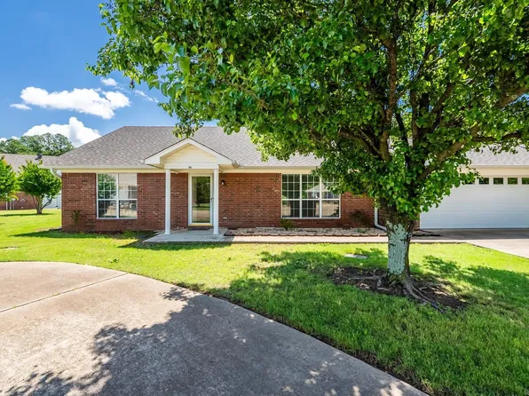 1005 S German Ln APT 86, Conway, AR 72034