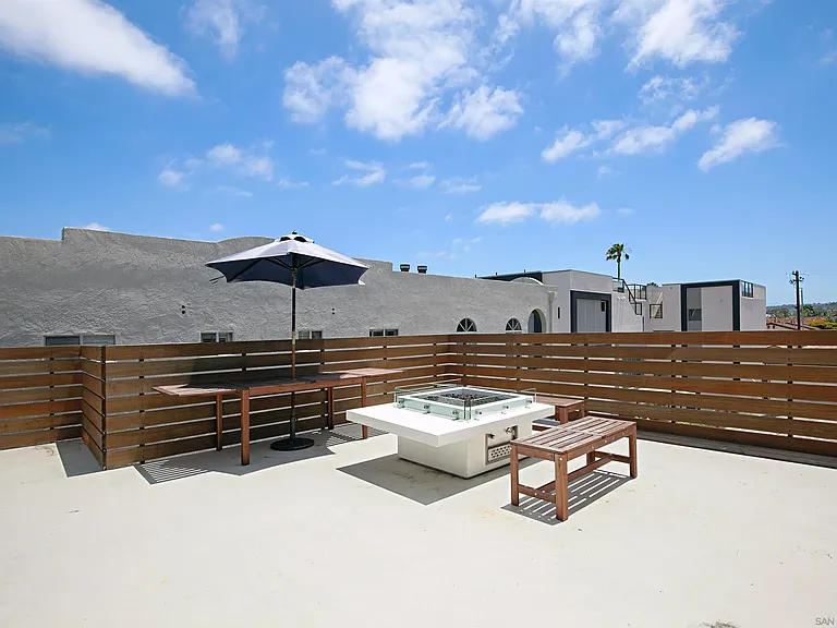 3047 Keats St — Photo 30