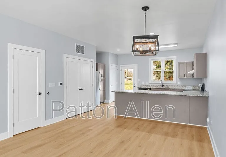 21 Catawba Valley Ct #3 — Photo 6