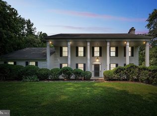 9221 Warfield Rd, Gaithersburg, MD 20882