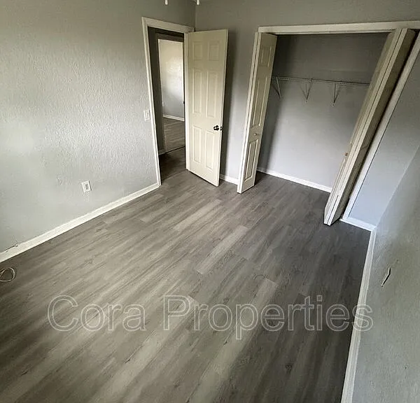 2436 Lilly St — Photo 18