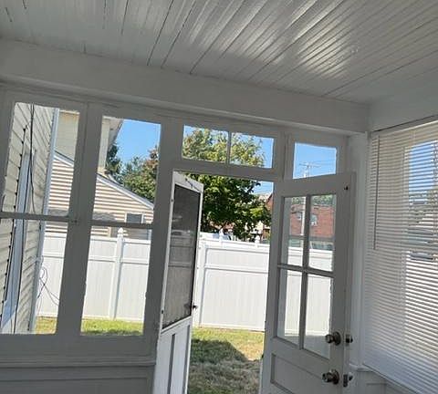 3rd image of 640 W Seaman Ave #B