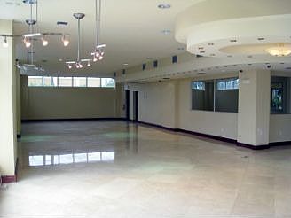 4th image of 17900 Biscayne Blvd