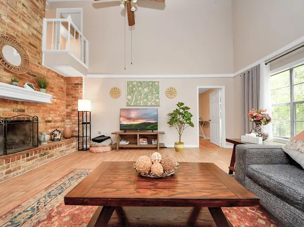 25803 Timber Lakes Dr, Spring, TX 77380