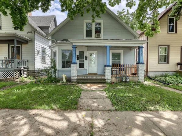 1812 South 77th STREET, Milwaukee, WI 53214