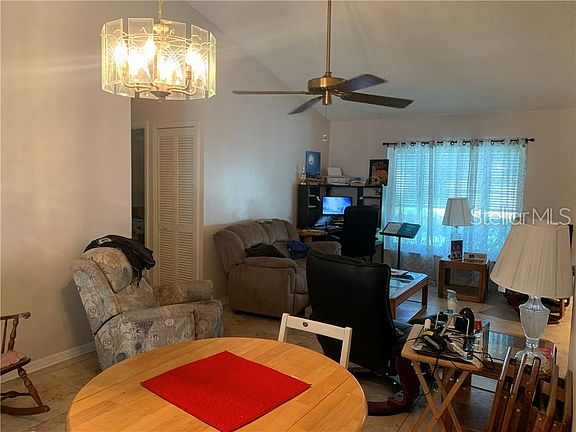 4th image of 120 Meriwood Dr