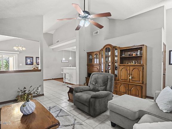 4th image of 10729 Pleasant Hill Dr