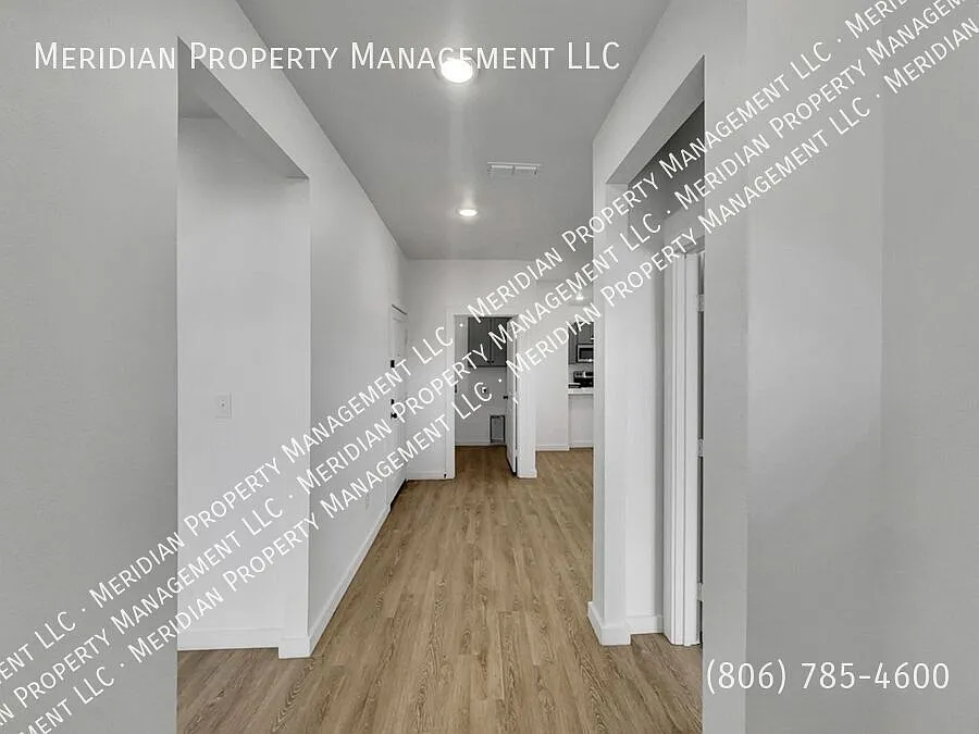 Building Photo - 6724 4th St #C