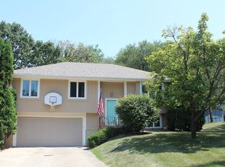 1100 Stephen Ct, Indianola, IA 50125