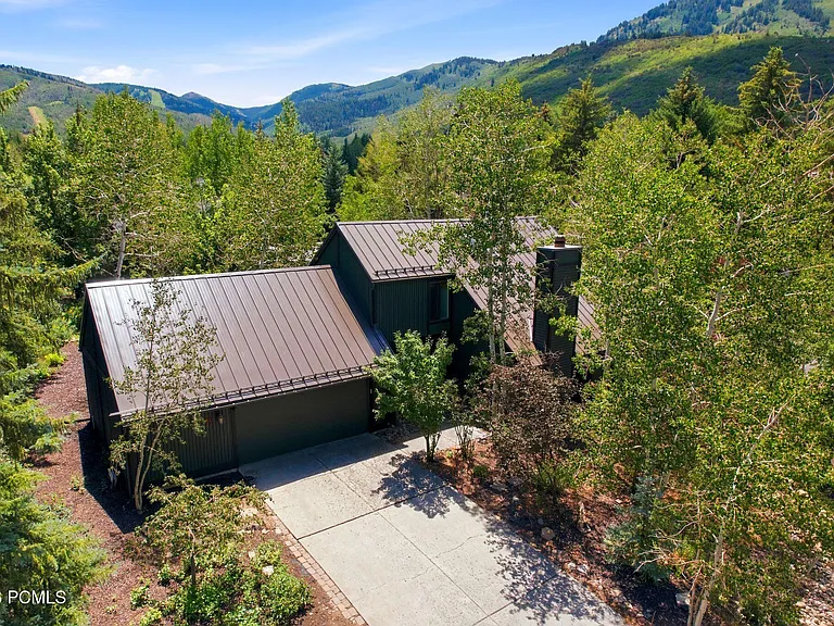 19 Payday Dr — Photo 3
