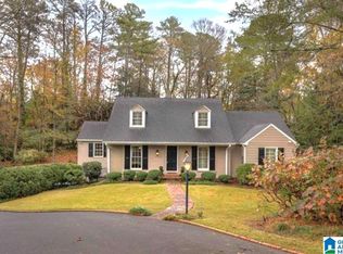 3651 Dunbarton Dr, Mountain Brook, AL 35223