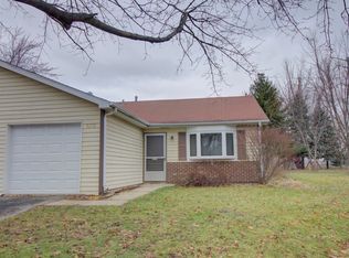3312 Acorn Ct, Aurora, IL 60504