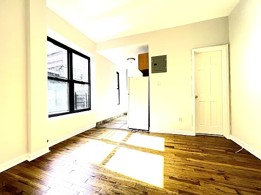 Rented by Corcoran | media 2