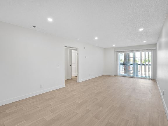 3rd image of 4928 Durfee Ave APT 17