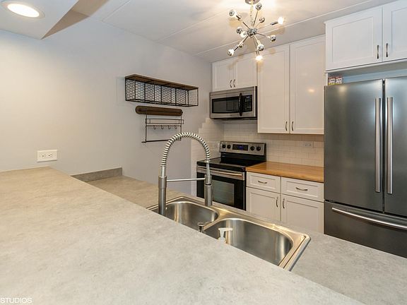 4th image of 8820 Mobile Ave APT 2F