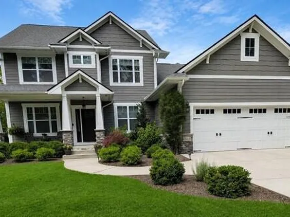 3502 Windwheel Point Dr, Pinckney, MI 48169