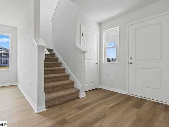 3rd image of 250 Green Pasture Rd