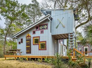 597 Mariner Cir, Panacea, FL 32346