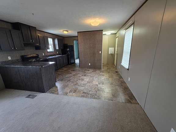 5th image of 8542 Park Way #18P
