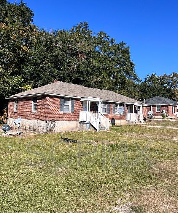 1st image of 18B Dixie Dr