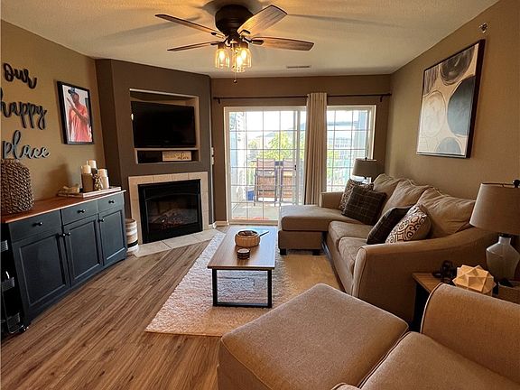 4th image of 315 Highland Shores Dr Unit 1D