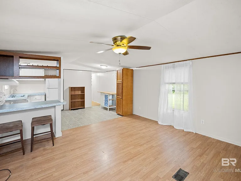 12411 County Road 91 — Photo 7