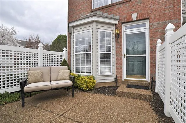 Building Photo - 400 Bembridge Ln
