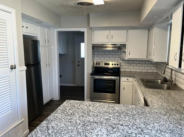 3402 60th St, Lubbock, TX 79413