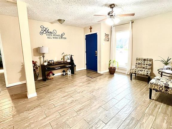 2nd image of 707 Park Meadow Drive