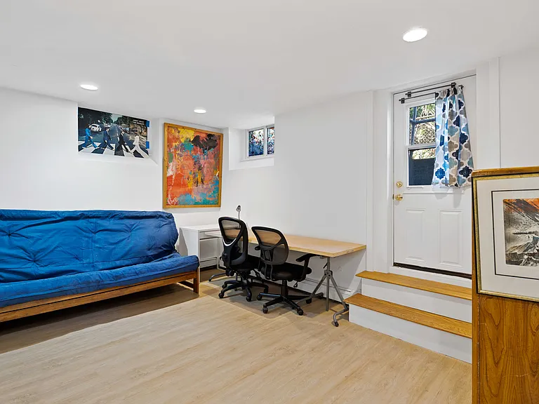 340 Harvard St #B — Photo 1