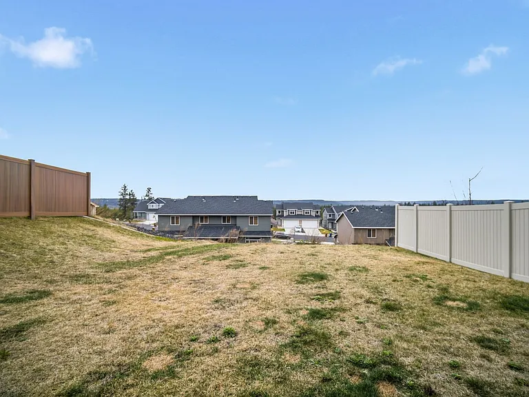 8411 N James Ct — Photo 20