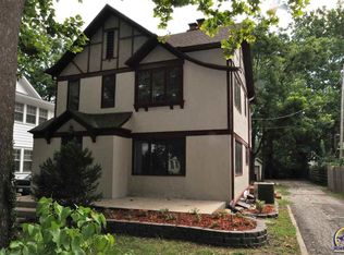 1426 SW Macvicar Ave, Topeka, KS 66604