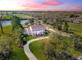 2137 Laurel Lakes Ave, Baton Rouge, LA 70820